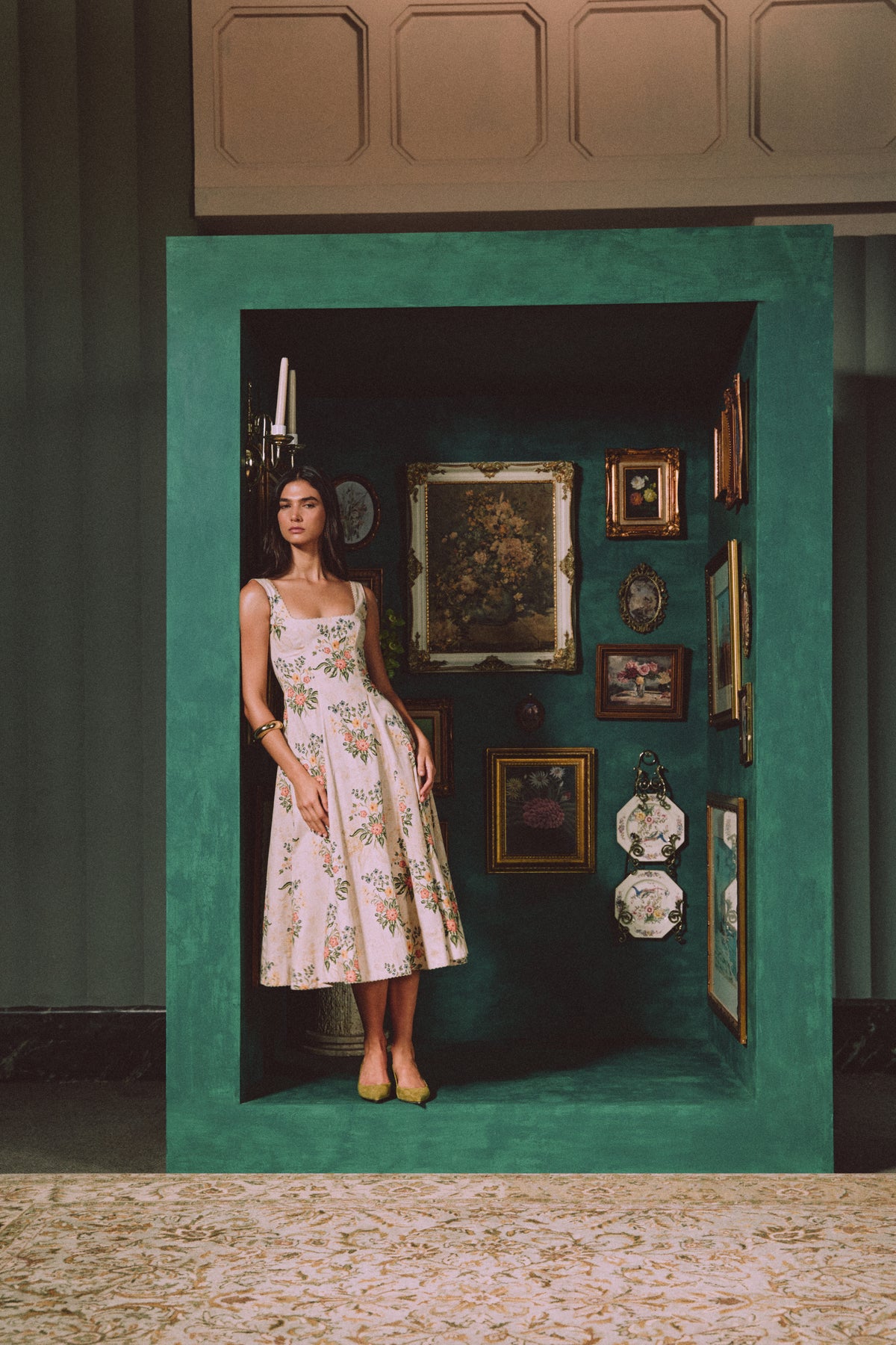 Pistilo Midi Dress - Vista 2