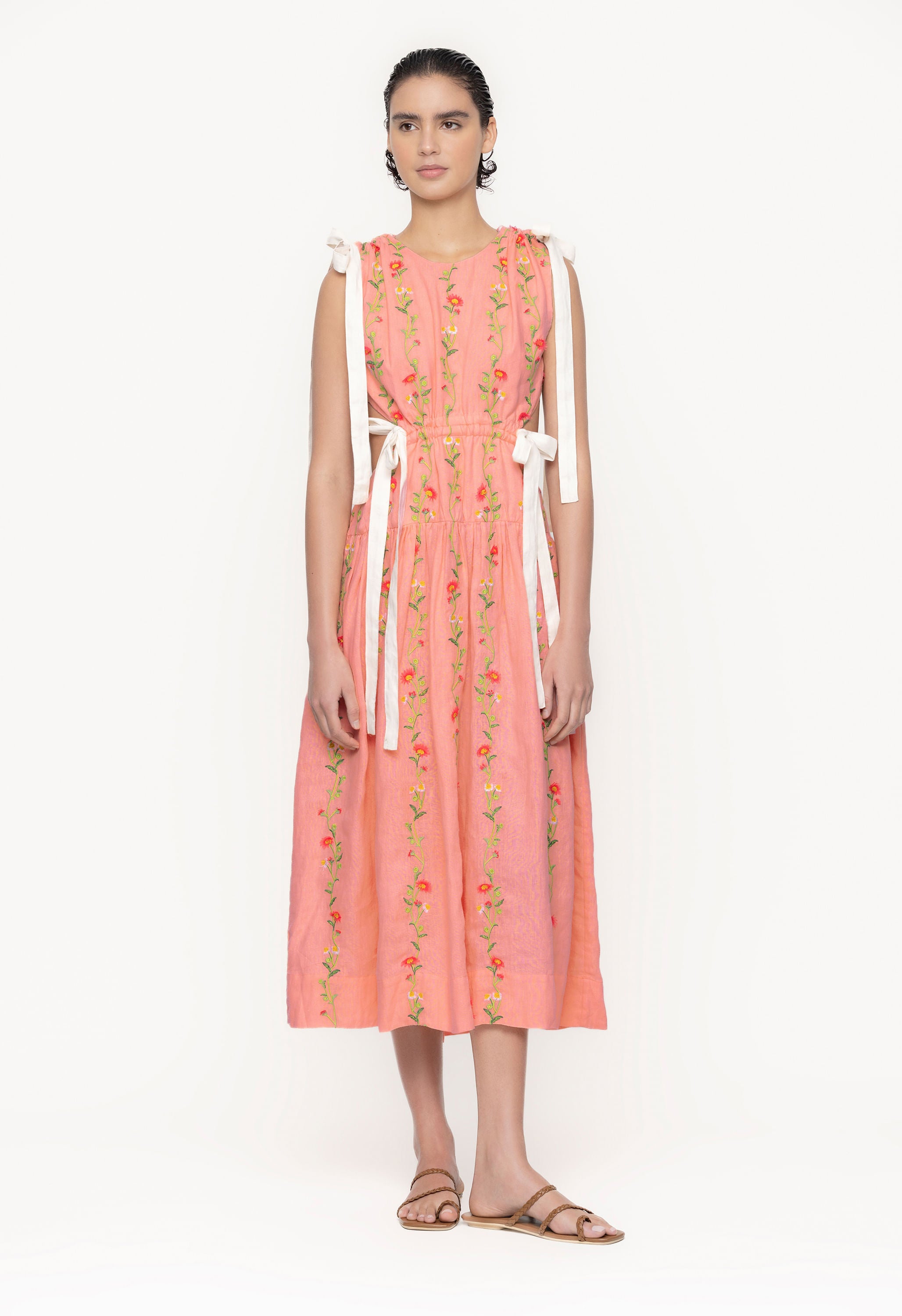 Guaguanco-Remedios-Embroidered-Midi-Dress-11274