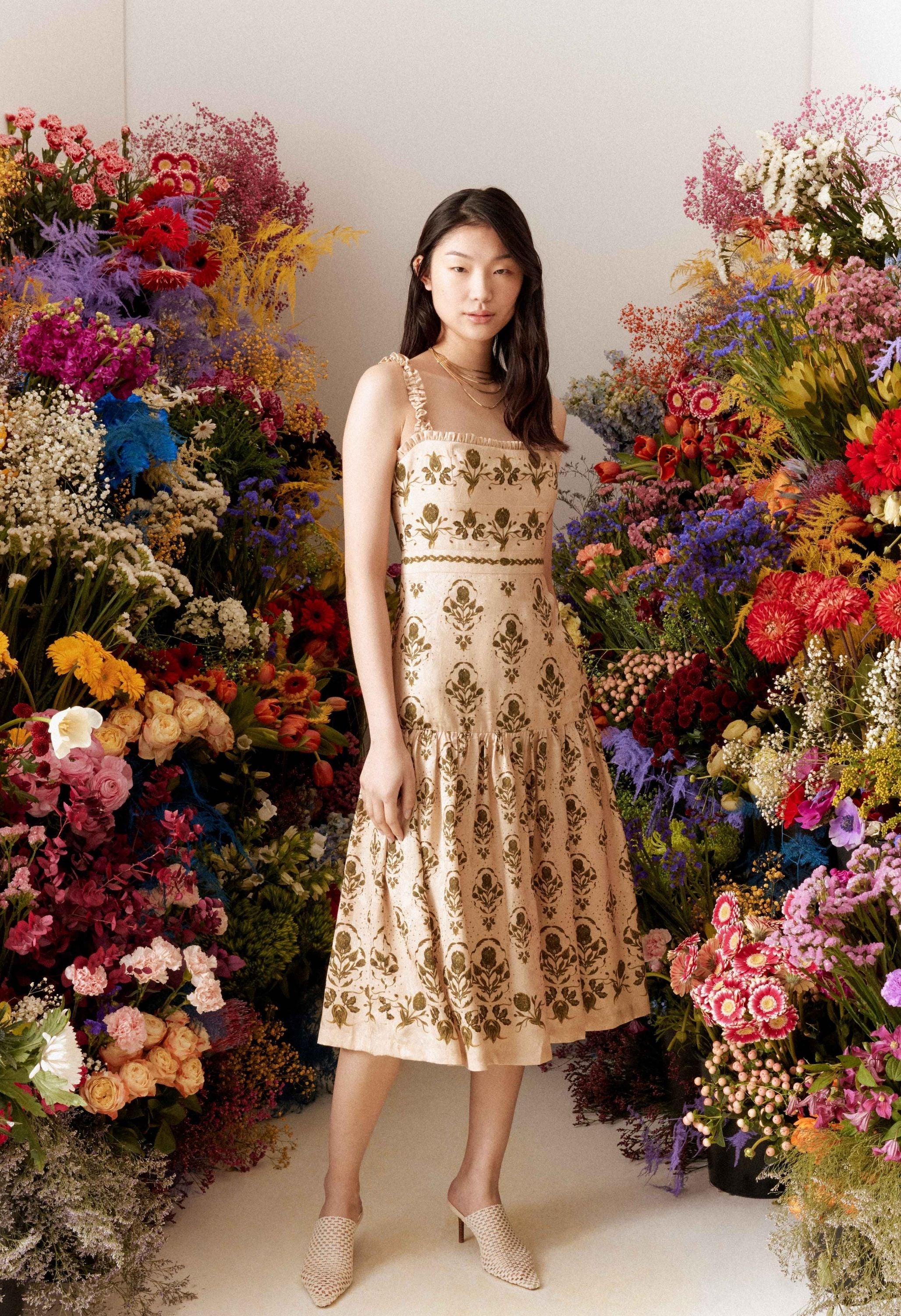 Horizontes-Nispero-Relato-Midi-Dress-16768-8.jpg