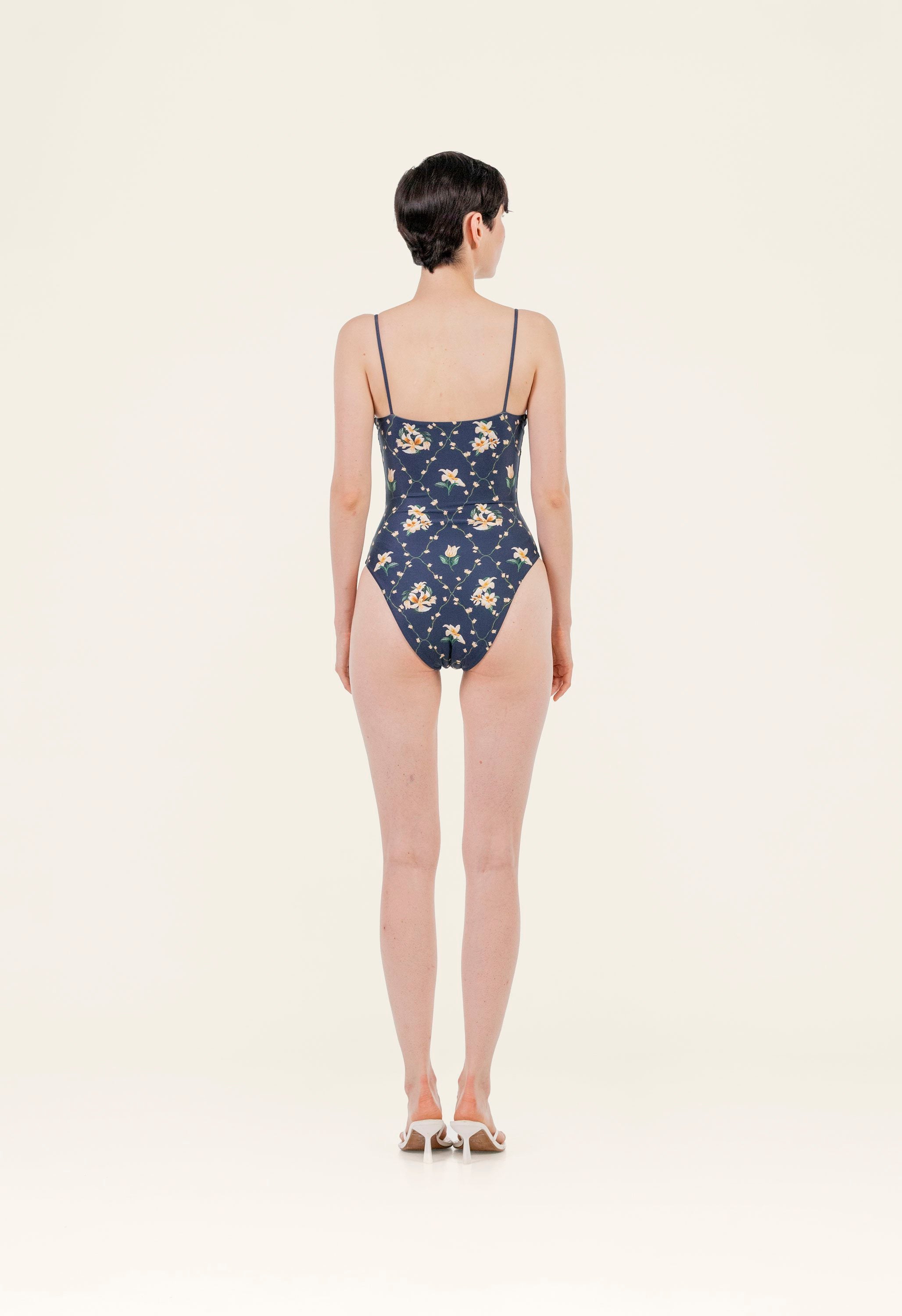 Maria-Ebano Promesa One Piece-20893-4.jpg