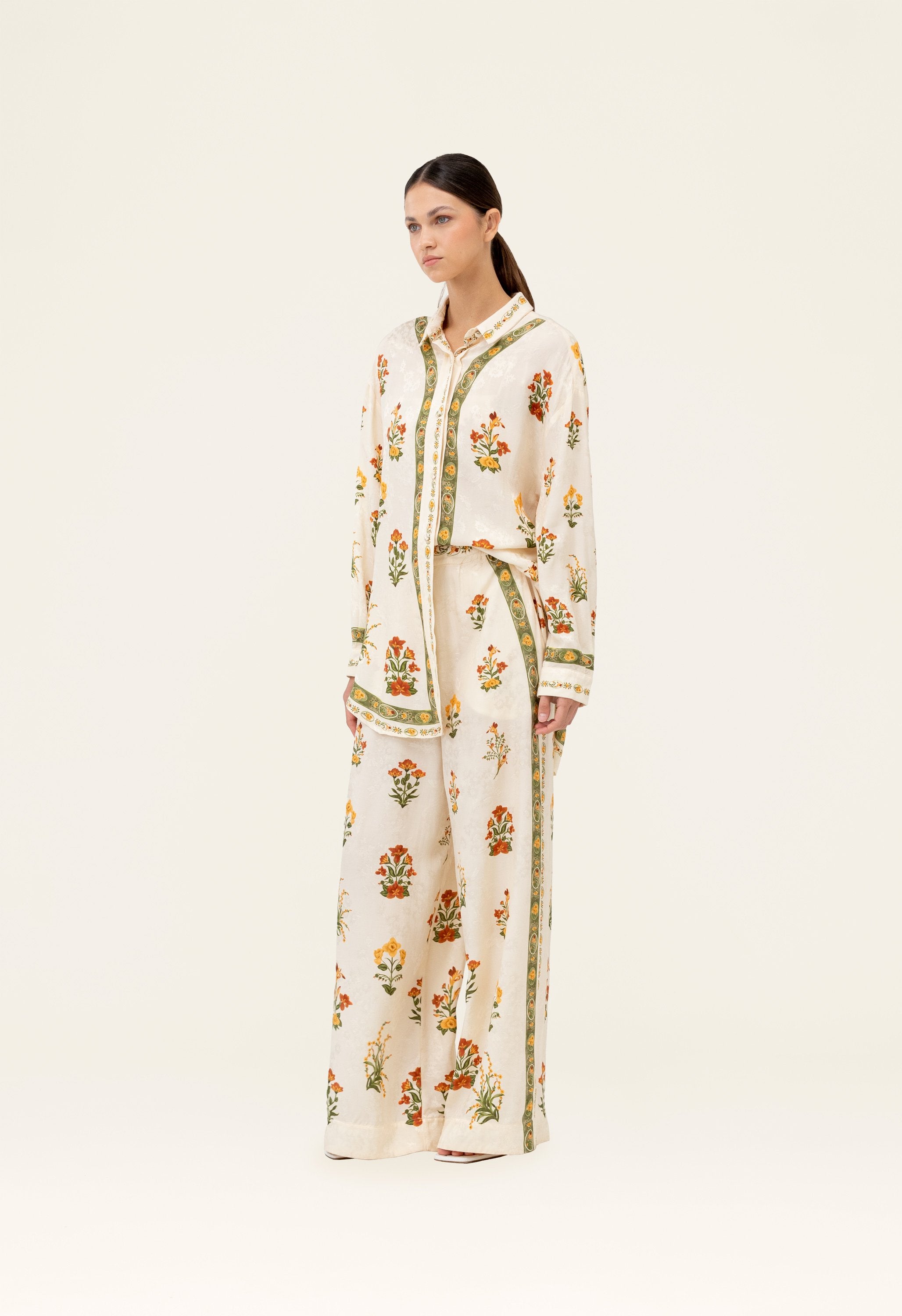 Secreto-Tota-Canna-Trousers-19261-1.jpg