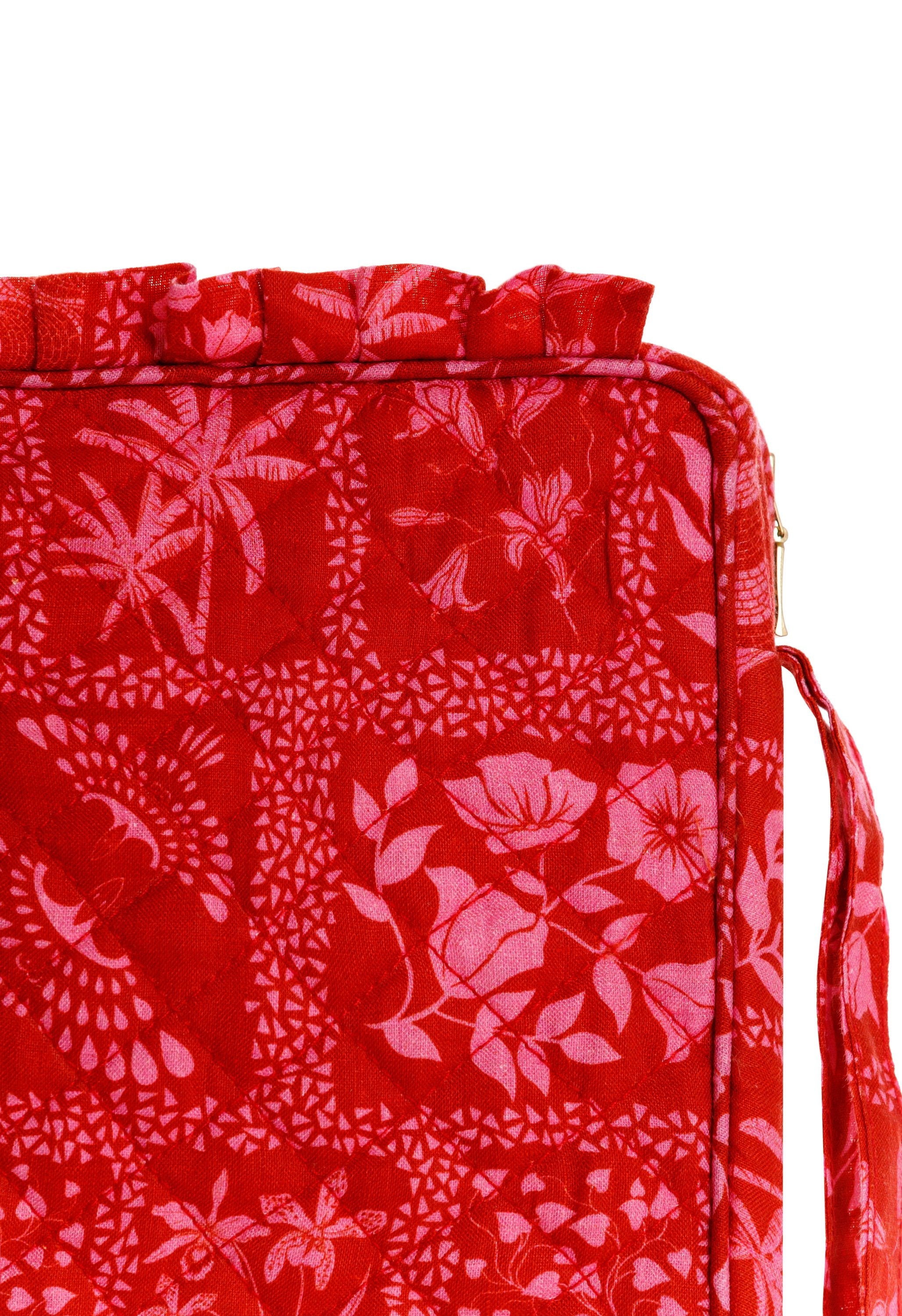 Travel-Pouch-Large-17756-4.jpg