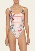 Gema-Prado-One-Piece-14993