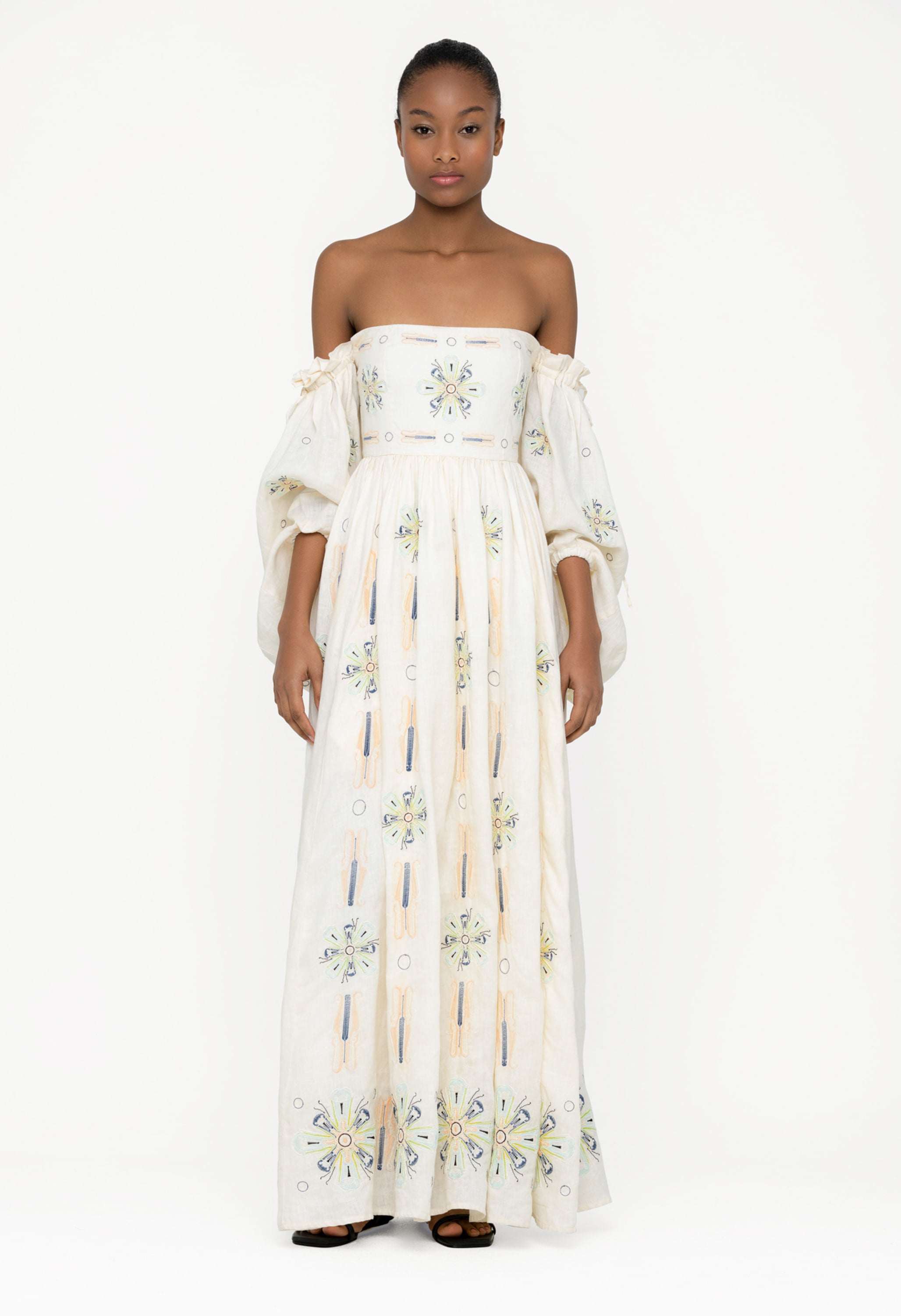 Alheli-Chivas-Hand-Embroidered-Linen-Maxi-Dress-11958