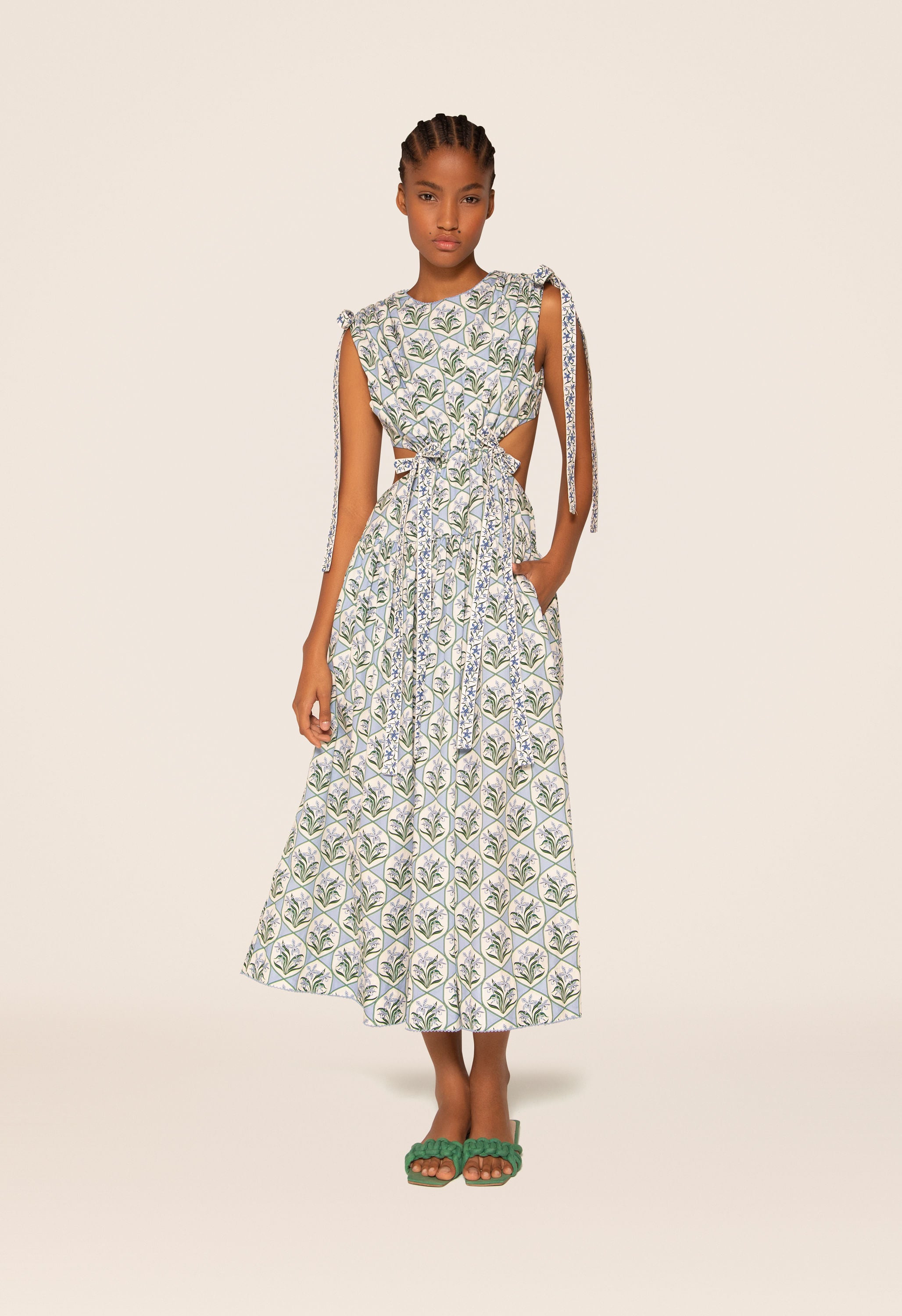 Guaguanco-Chan-Chan-Celeste-Midi-Dress-9697