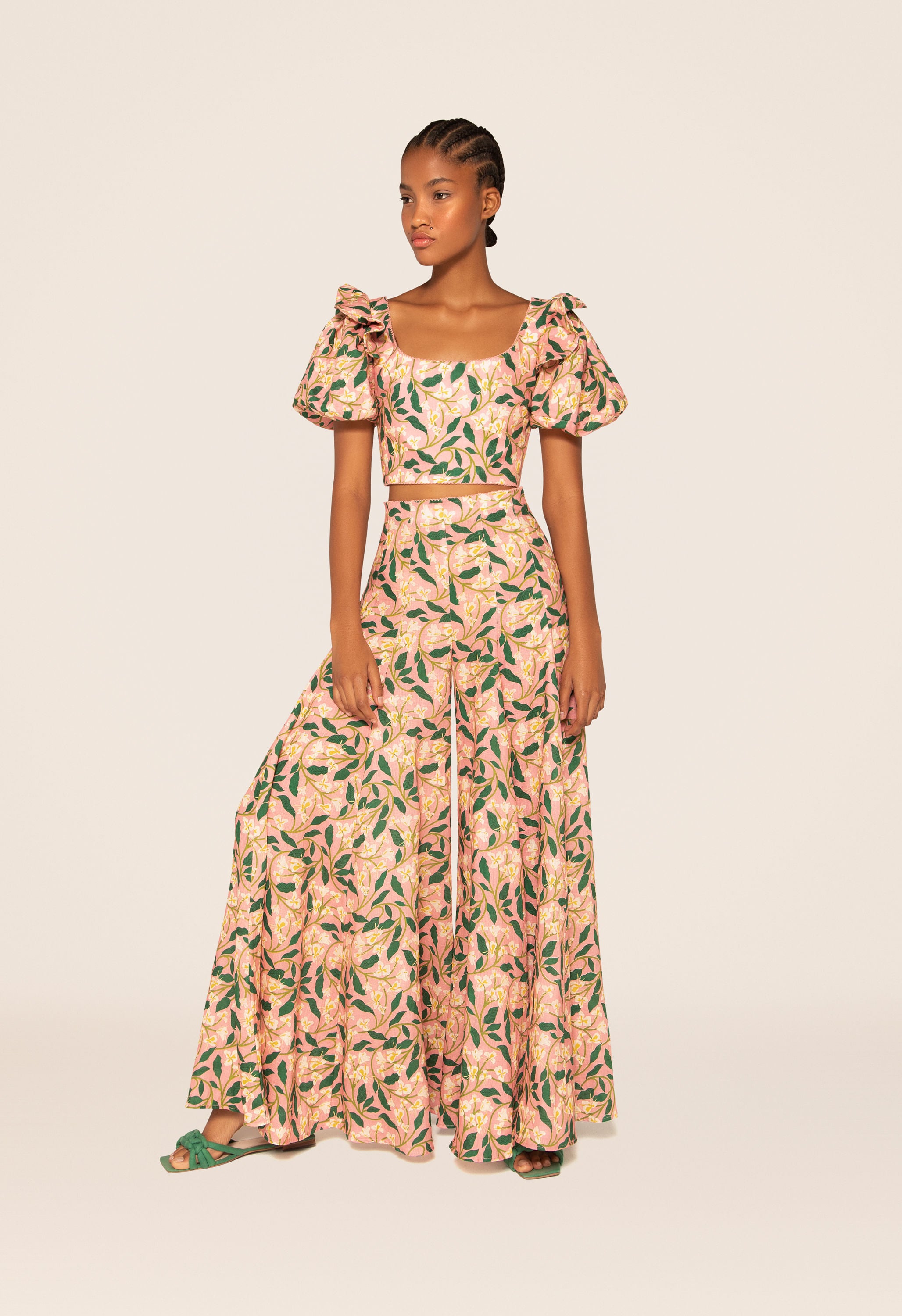 Nova-Dos-Gardenias-Rosa-Cropped-Top-9649